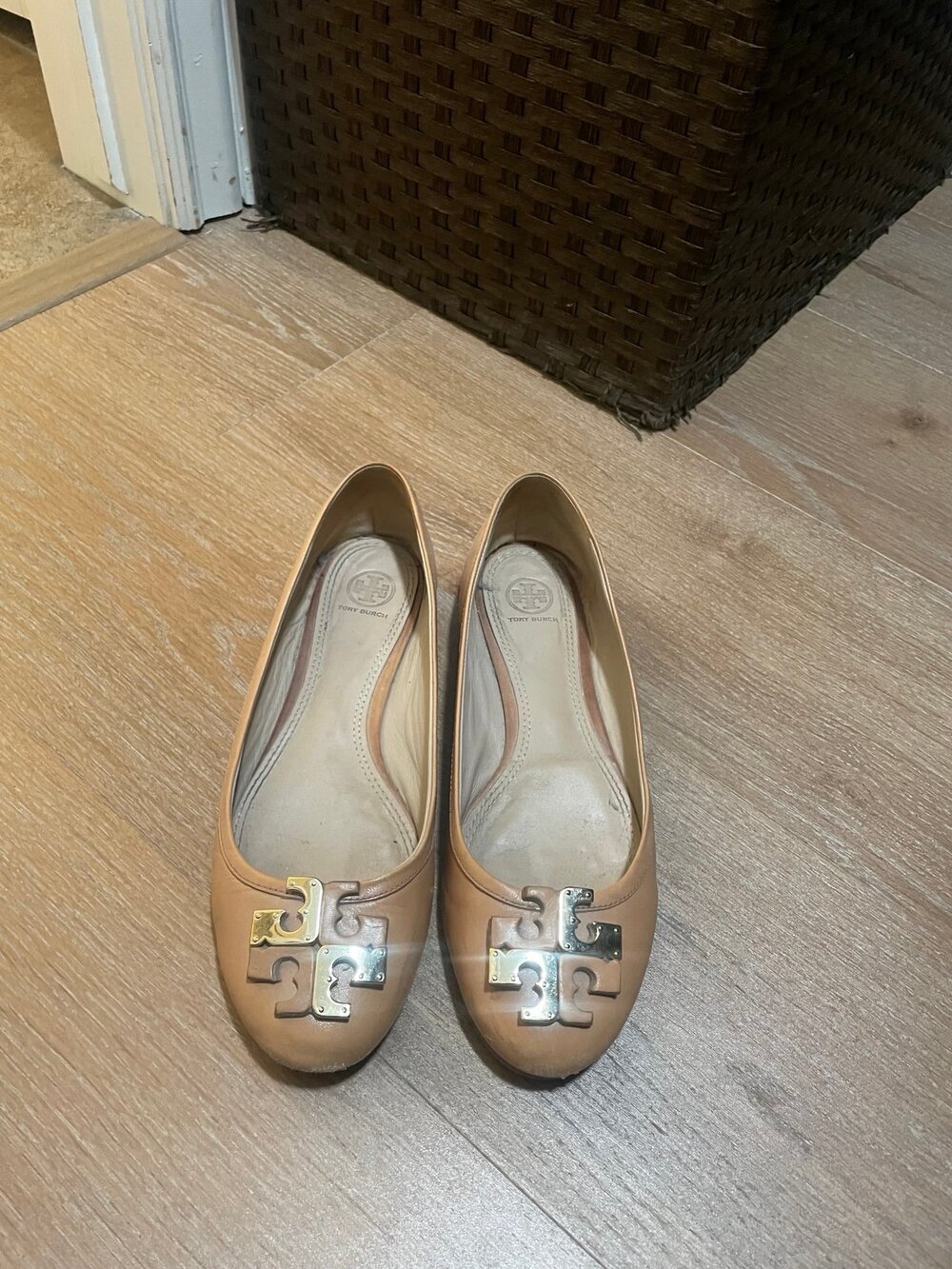Tory Burch Flats - size 10